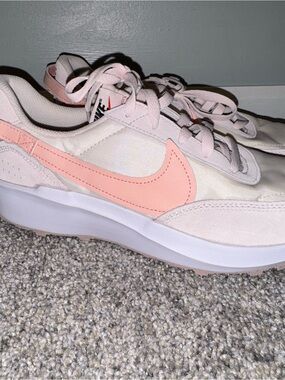 Nike Women’s Pink Low-Profile Athletic Sneakers size 10- New